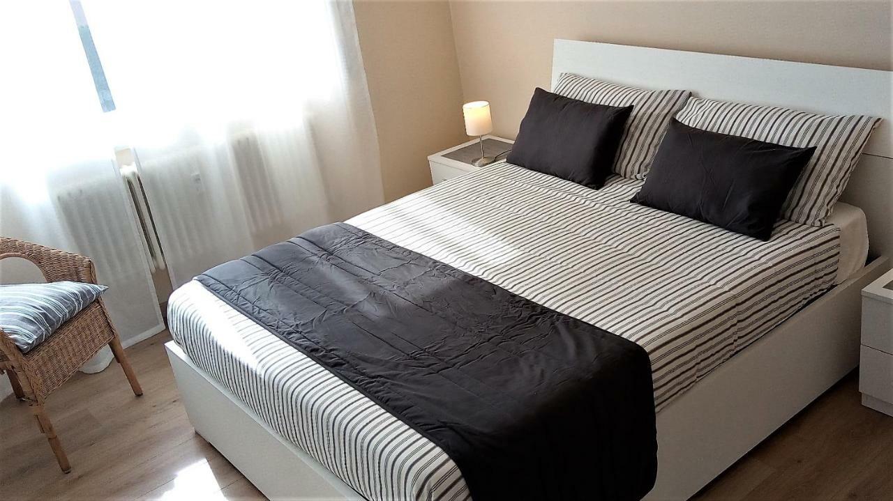 קומו Lovely, Charming And Quiet Apartment In The Centre Air Conditioned And Free Private Garage מראה חיצוני תמונה