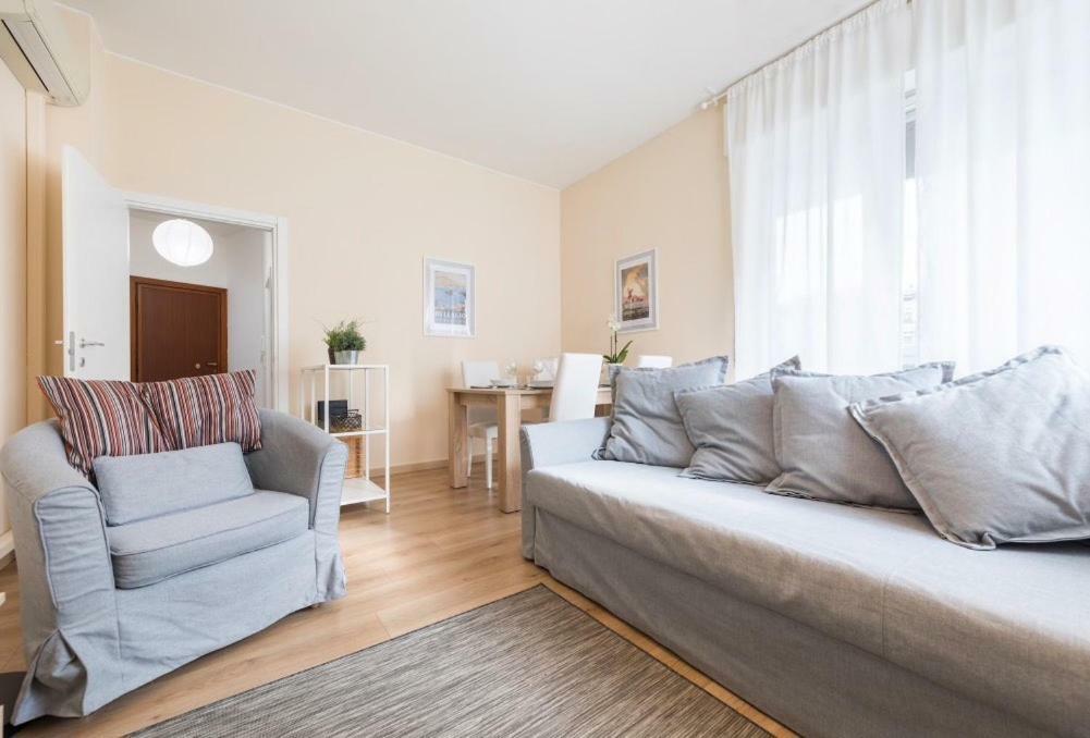 קומו Lovely, Charming And Quiet Apartment In The Centre Air Conditioned And Free Private Garage מראה חיצוני תמונה